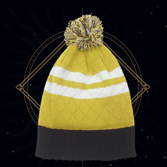 The Making Of HarryPotter Warner Bros London Hufflepuff Bobble Hat New - Picture 3 of 4